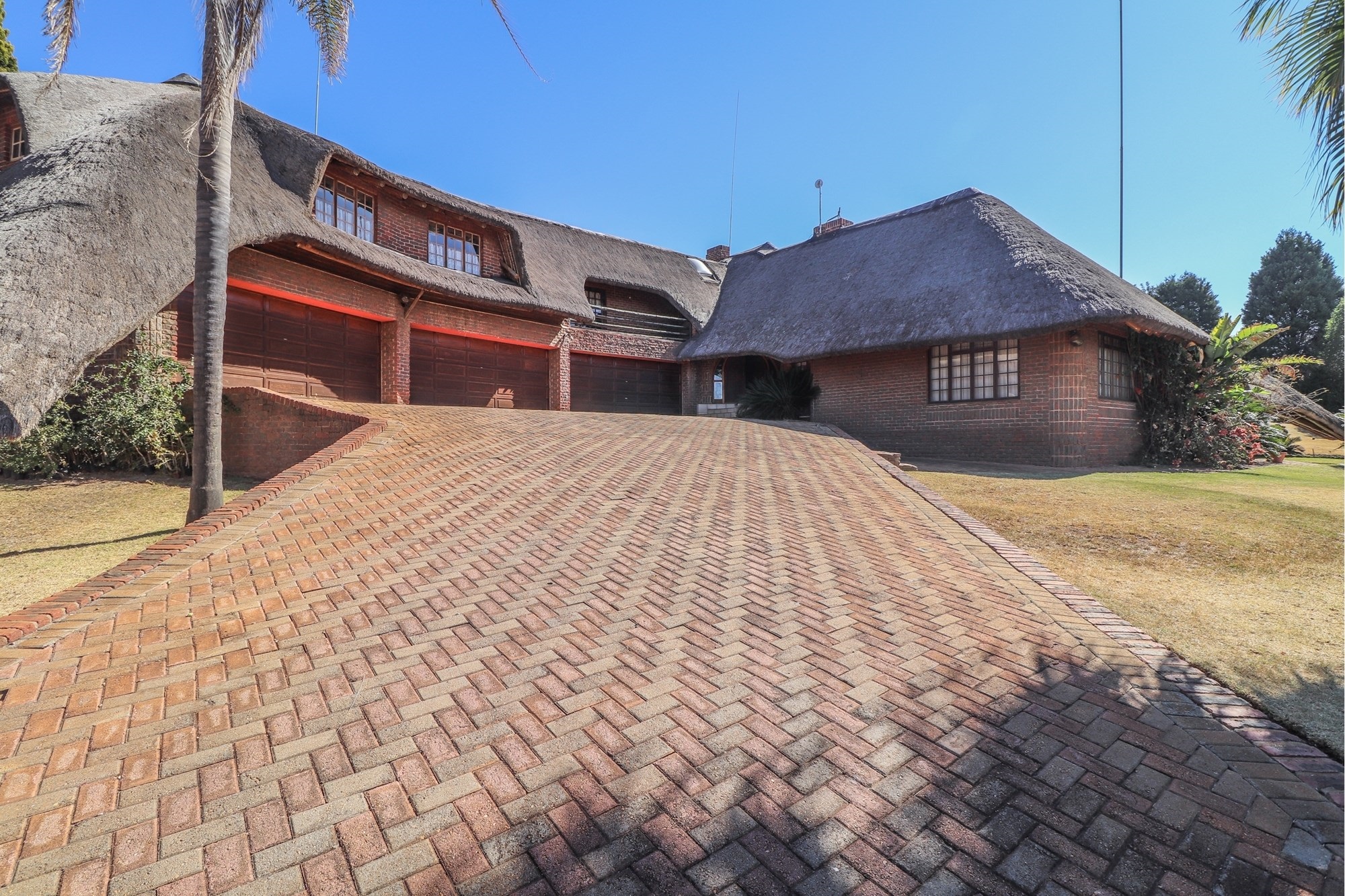 "Luxury Oasis in Doringkruin: Price Reduced!"