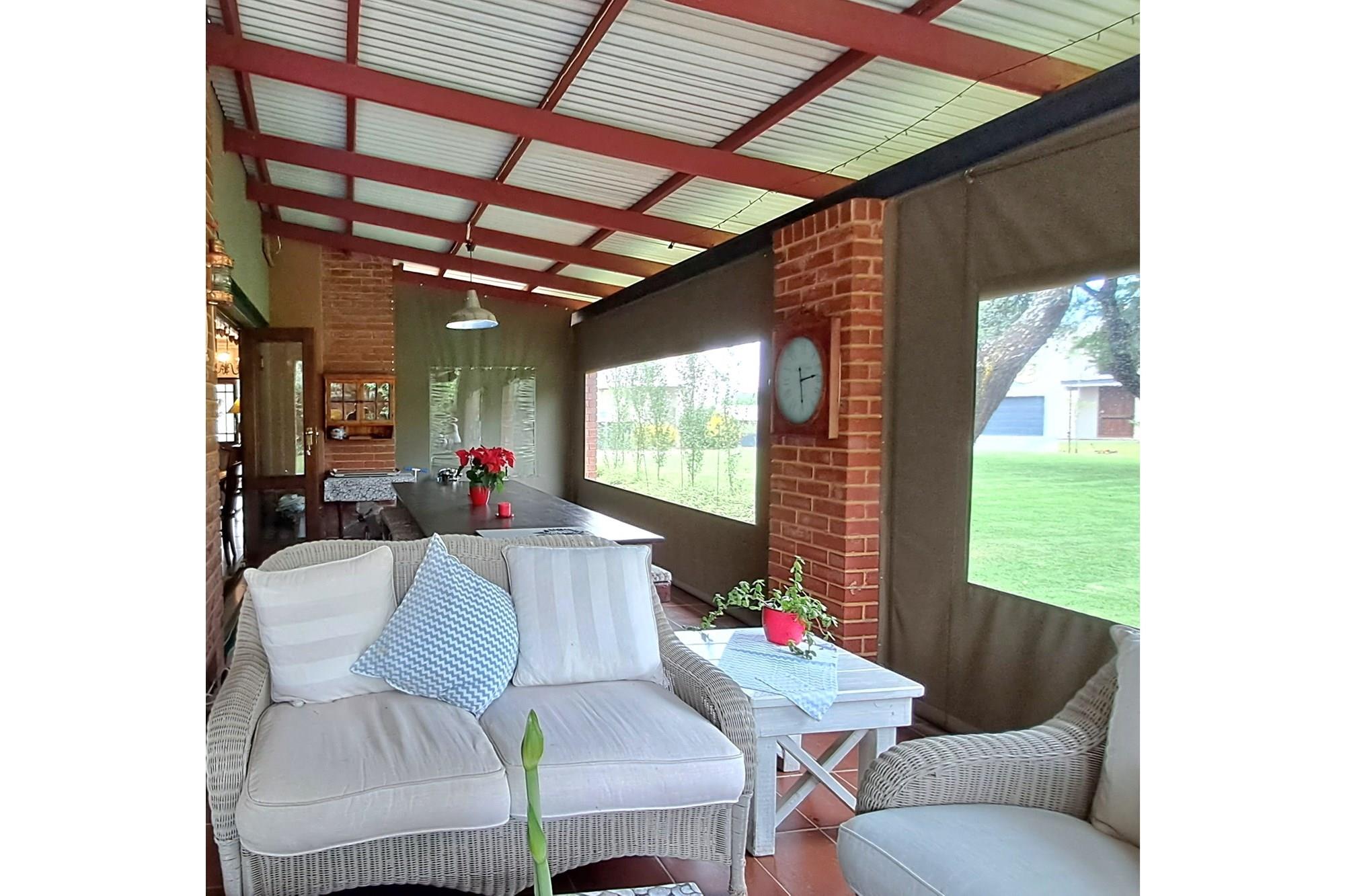 The estate is situated next to the world class Nick Price Golf Development.