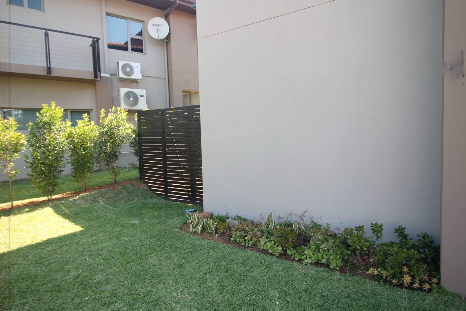 Beautiful 2 bedroom duplex in Ballito R18 000
