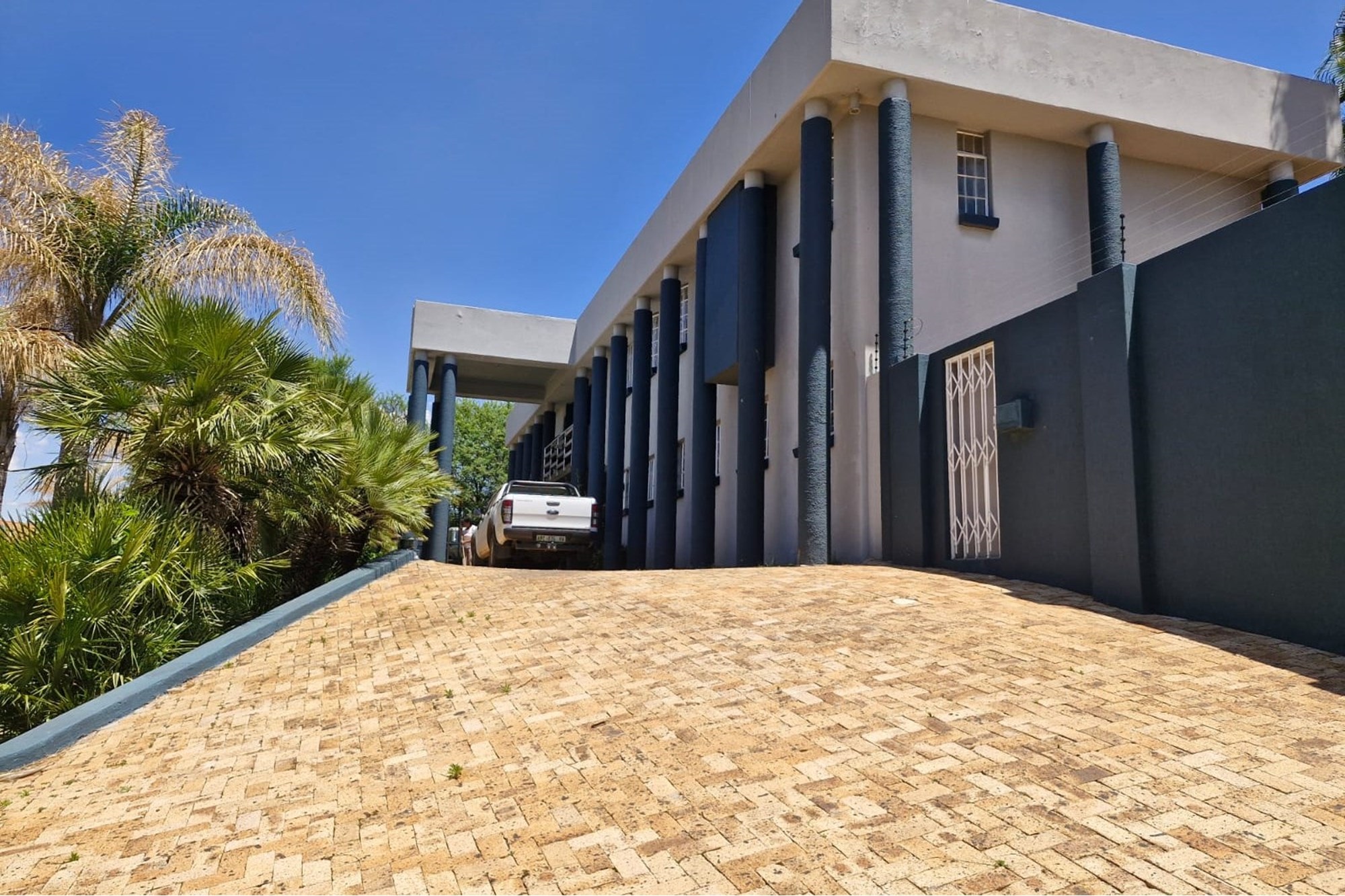 House For Sale in Wilkoppies Klerksdorp North West