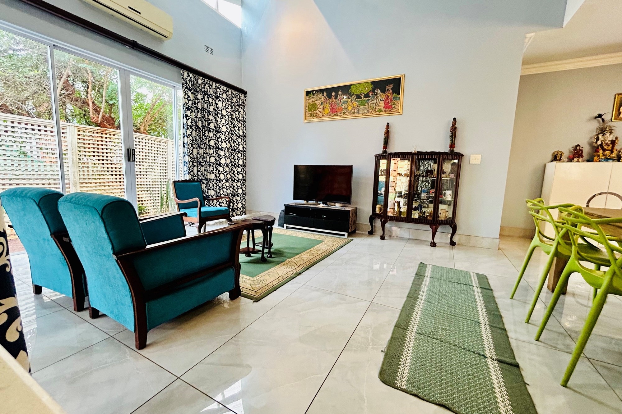 3 BEDROOM TOWNHOUSE IN KINDLEWOOD ESTATE TO RENT
