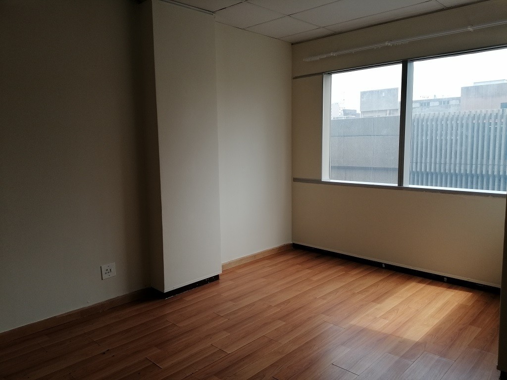 Executive bachelor apartment