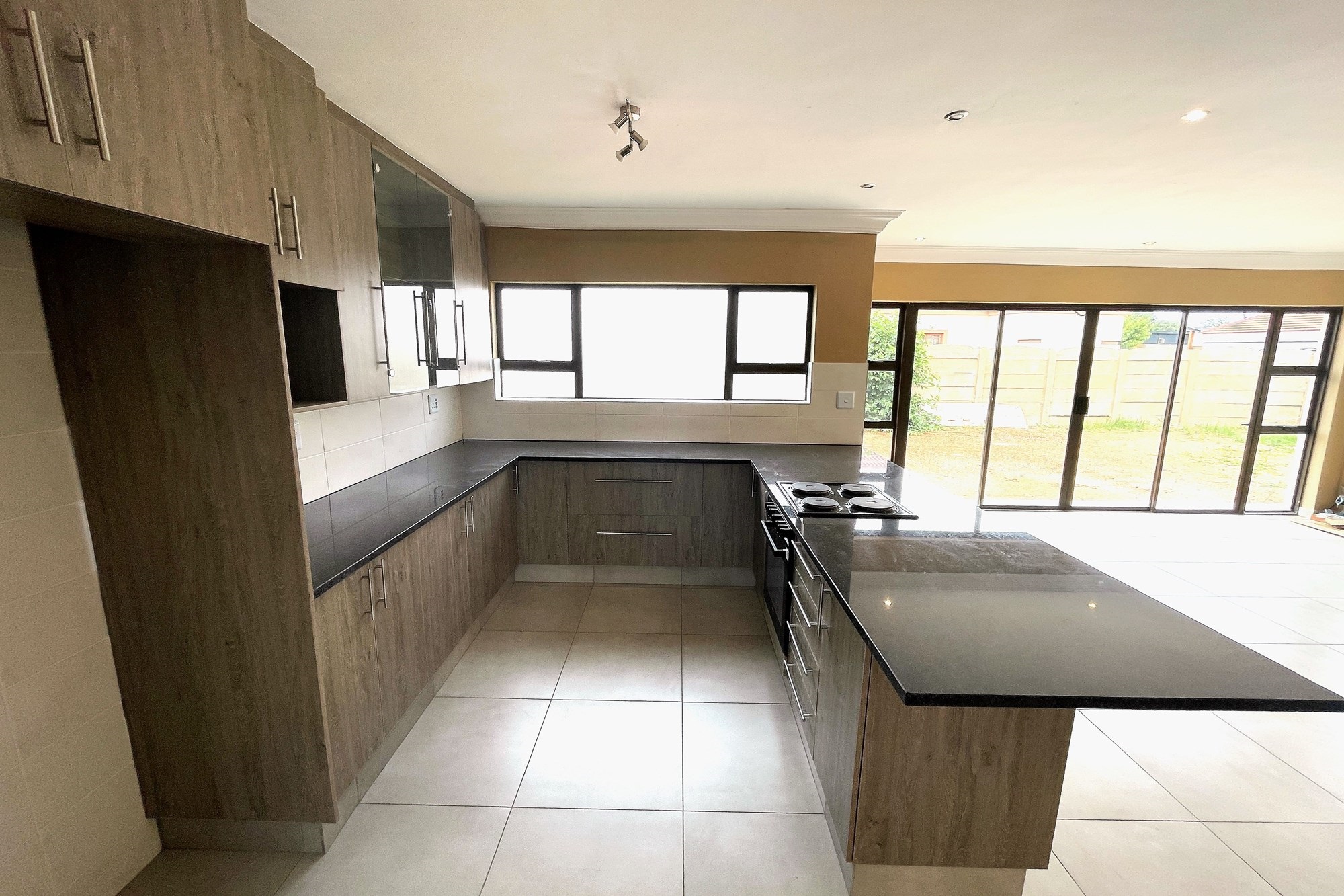 3 Bedroom House For Sale in Henley on Klip