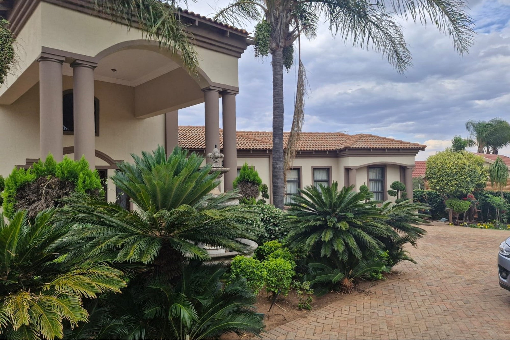 "Spacious Family Home in Doringkruin for Sale"