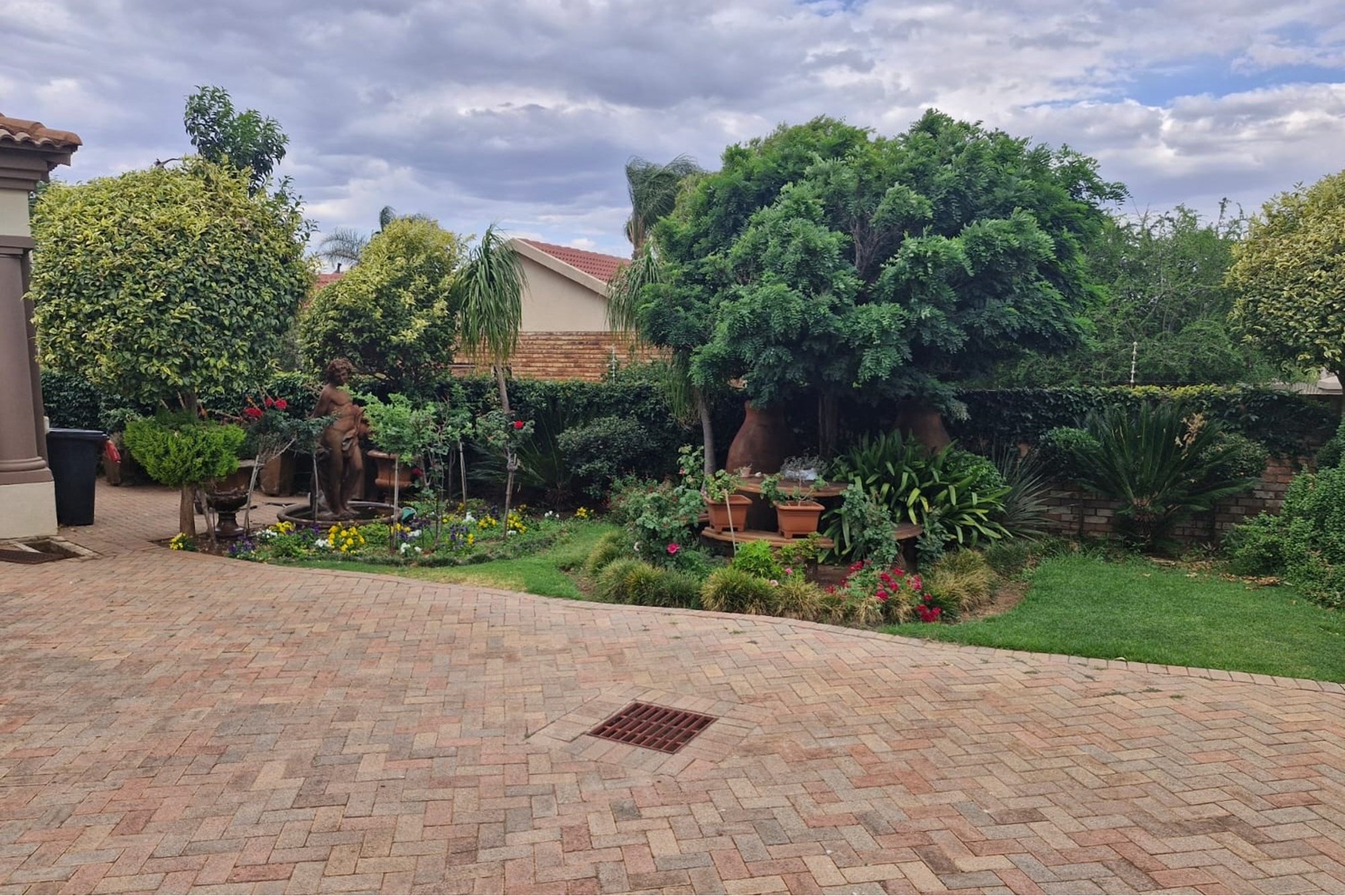"Spacious Family Home in Doringkruin for Sale"