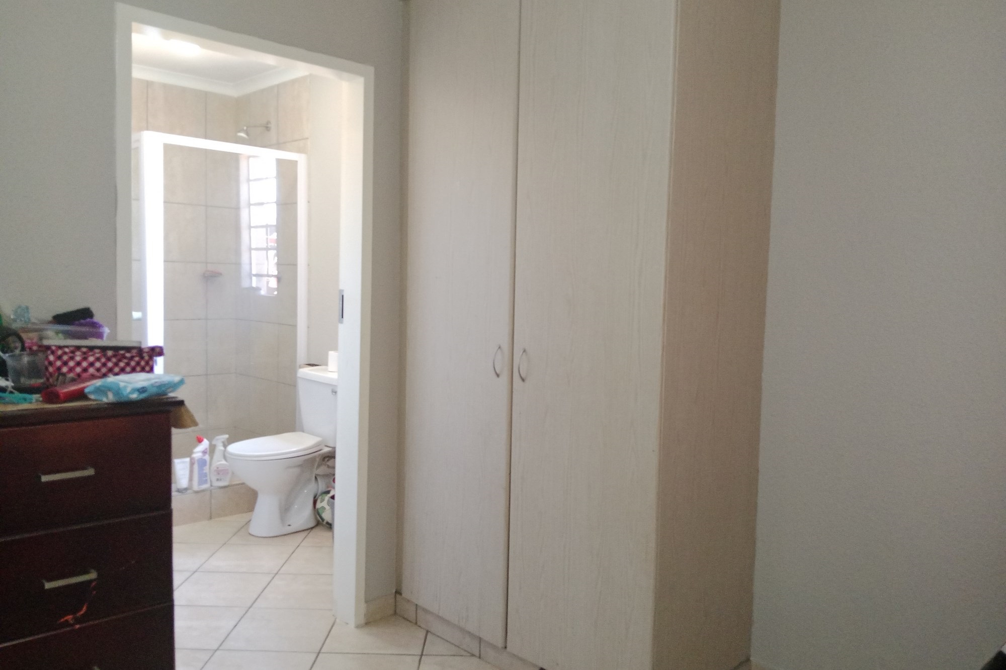 Nice and affordable house for rental in Nellmapius, available from June