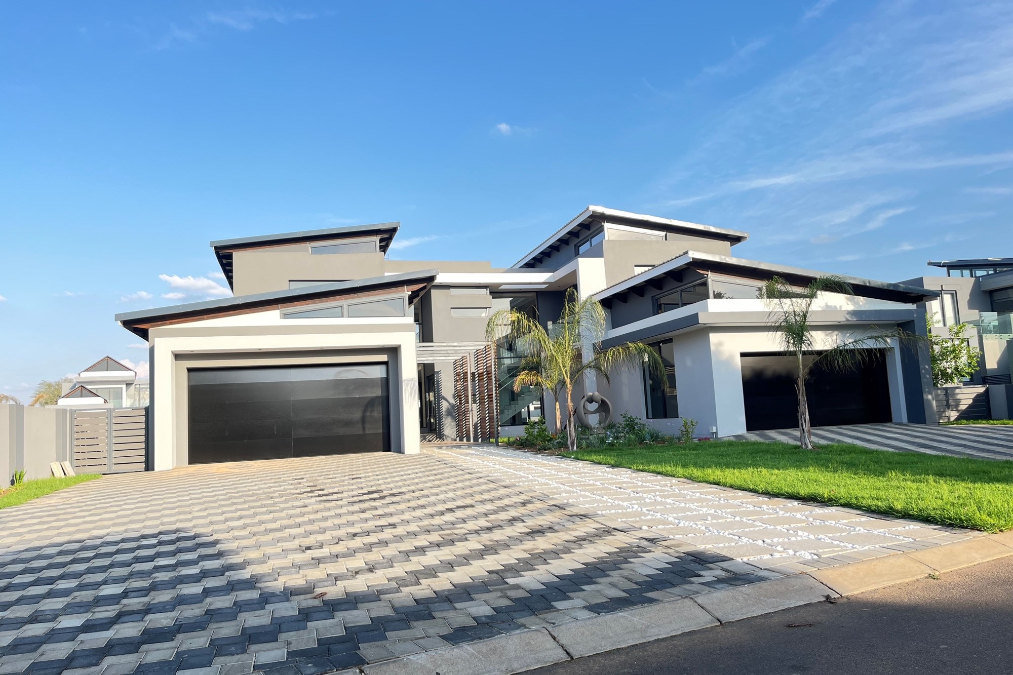 Lifestyle of sophistication and elegance, waiting for you to make it your own!
