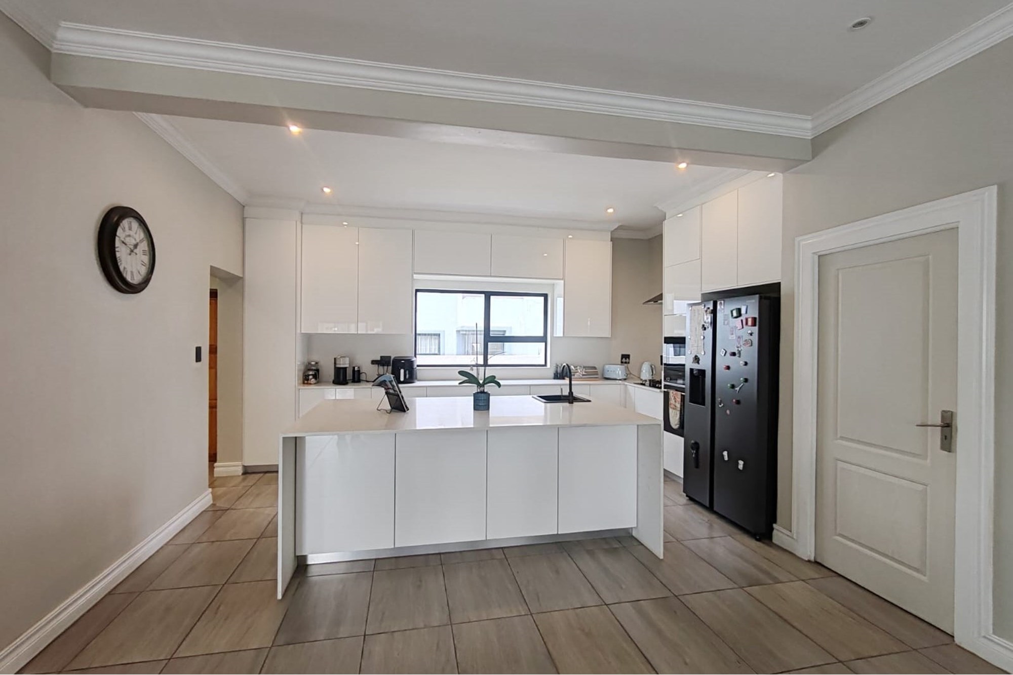4 Bedroom House in Blue Valley Golf Estate