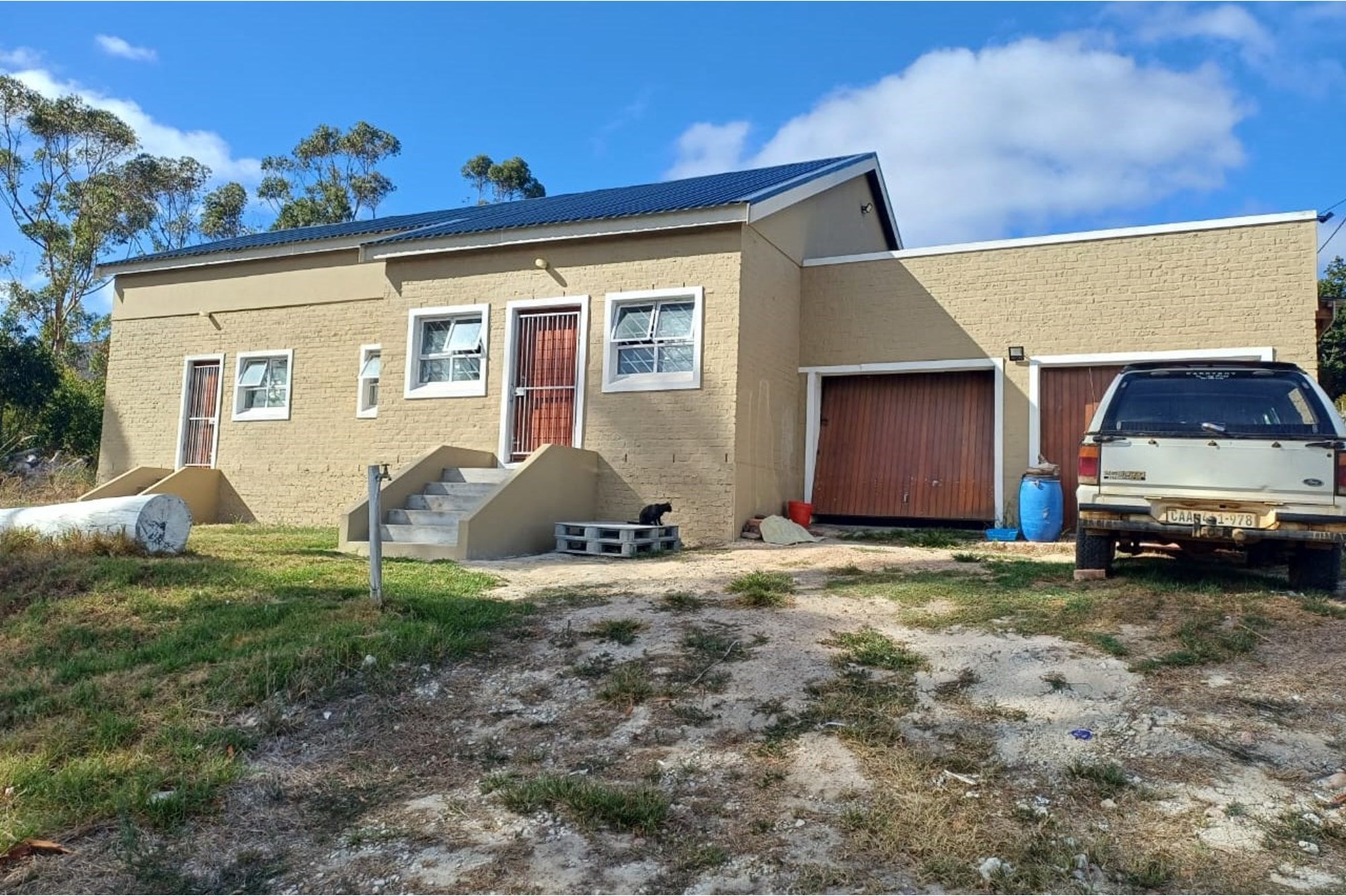 Spacious 3-Bedroom Family Home on 2600M2 Land in Tesselaarsdal