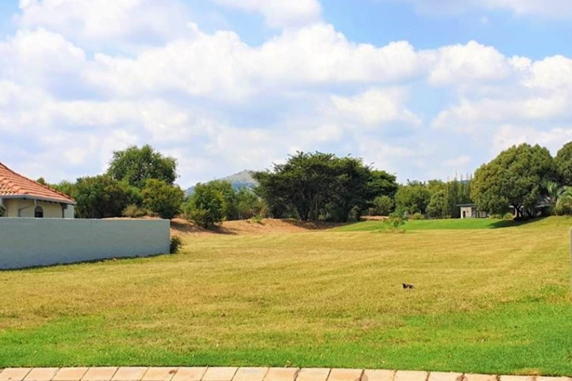 Resides in this expansive canvas, where luxury knows no bounds!