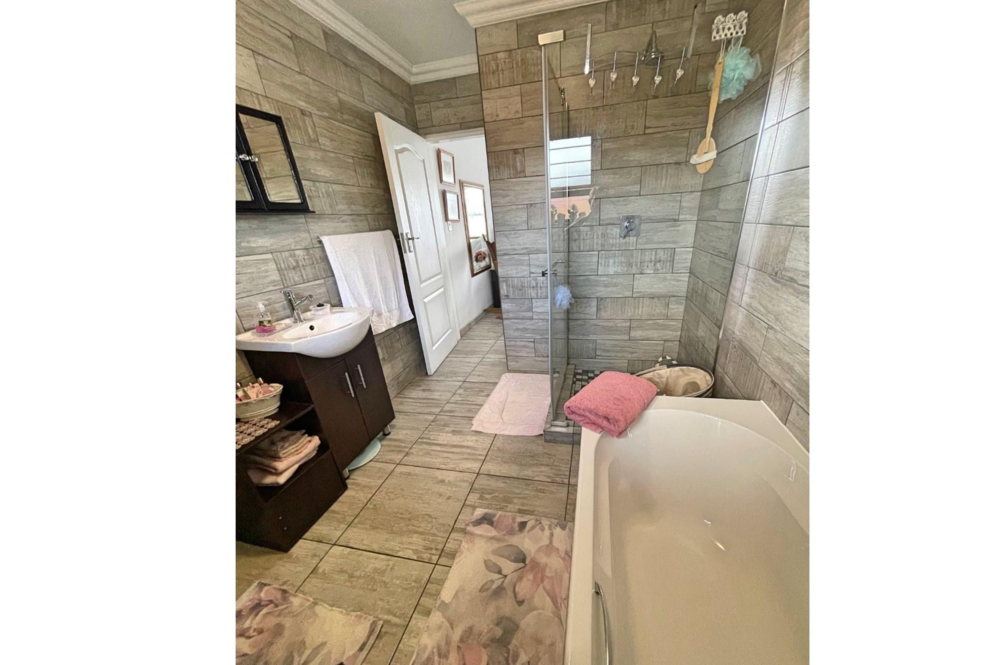 Investor’s Dream: Fully Tenanted Townhouse Development