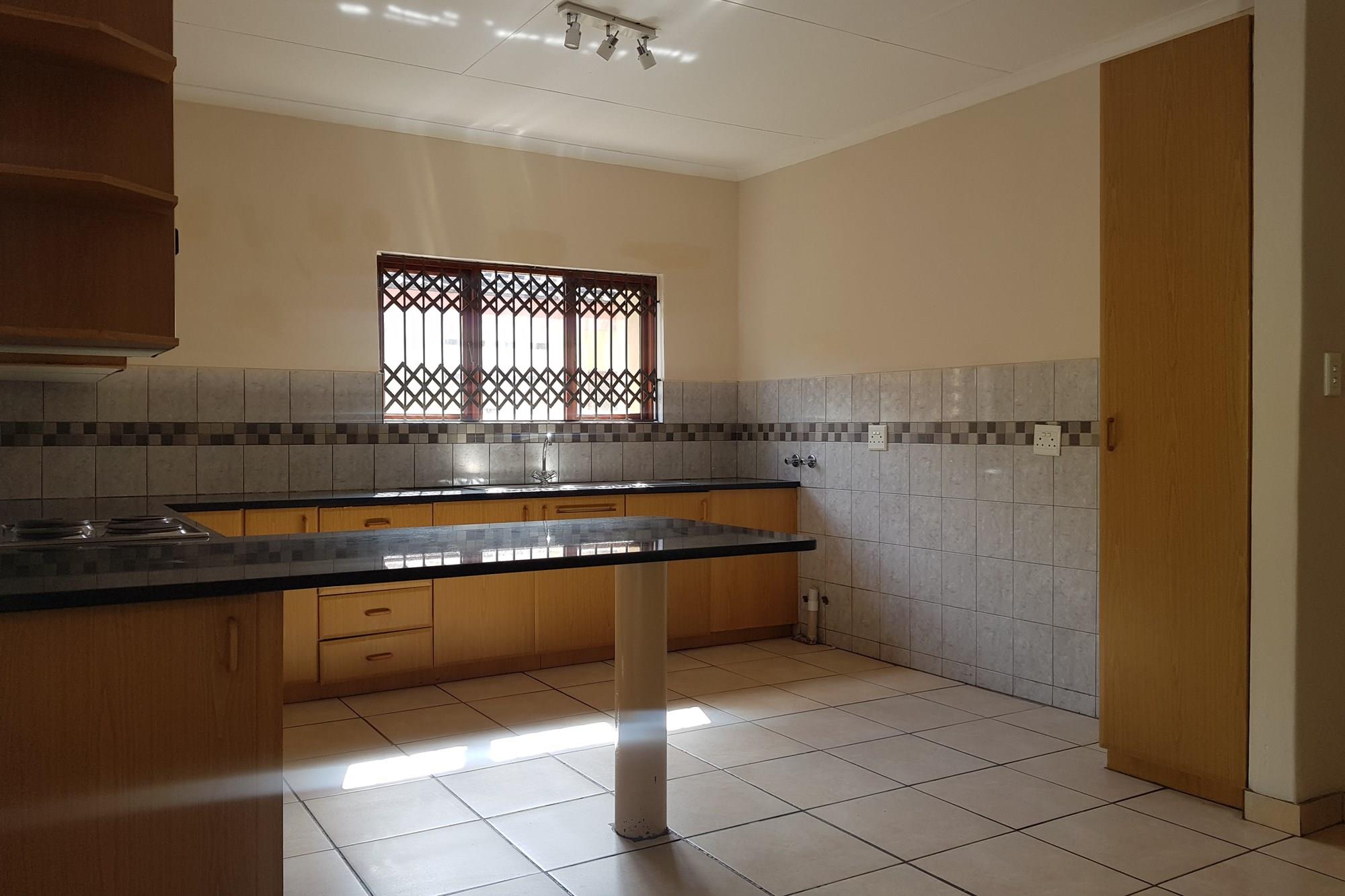 Spacious 3-bedroom flat for sale