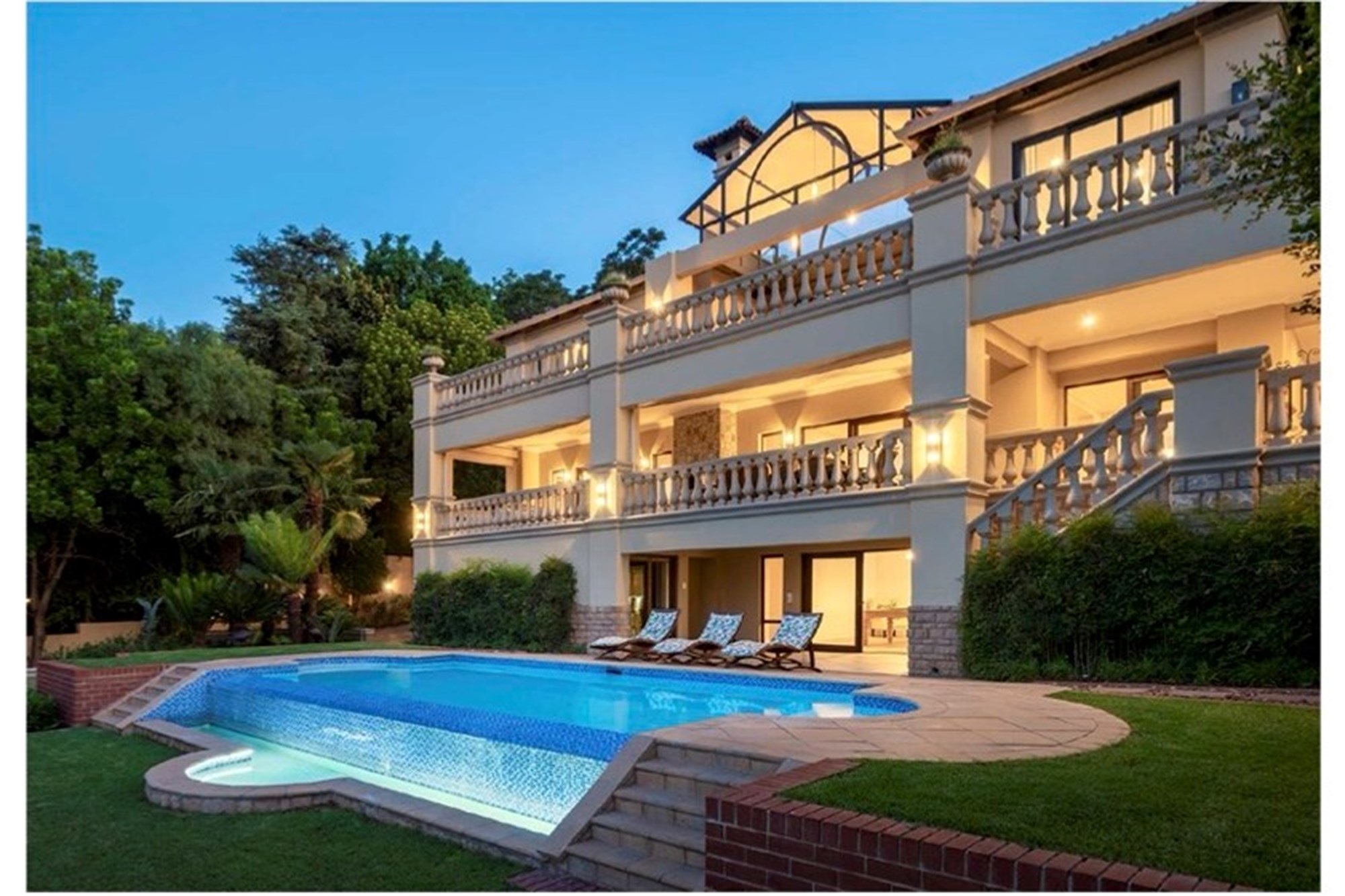 Grand Three-Storey Waterkloof Home with Gym, Cottage Panoramic Views
