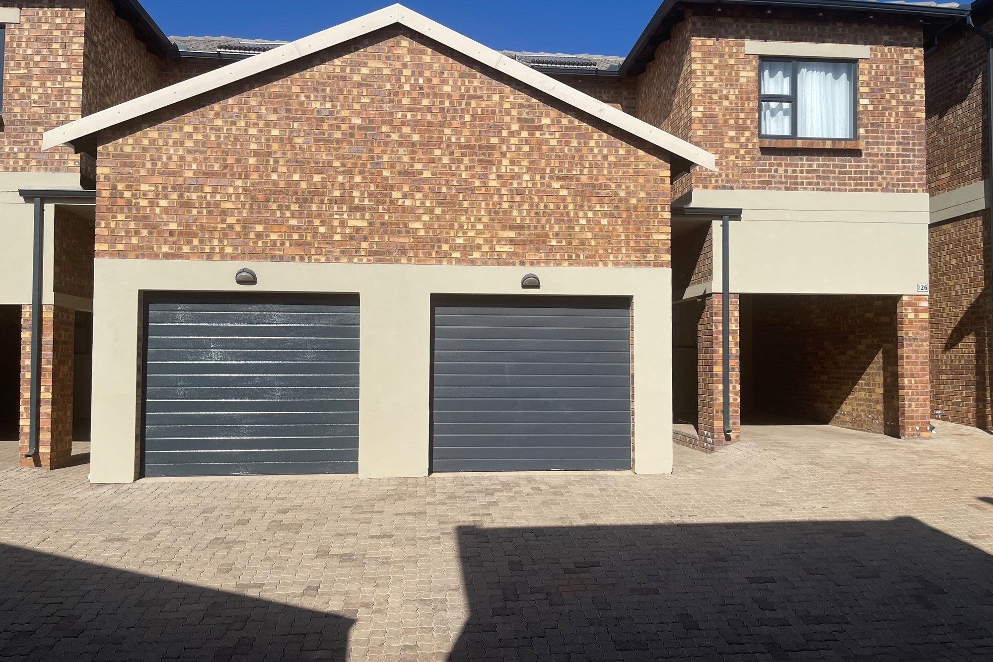 Apartment for sale in Die Heuwel, Witbank, 140 m²