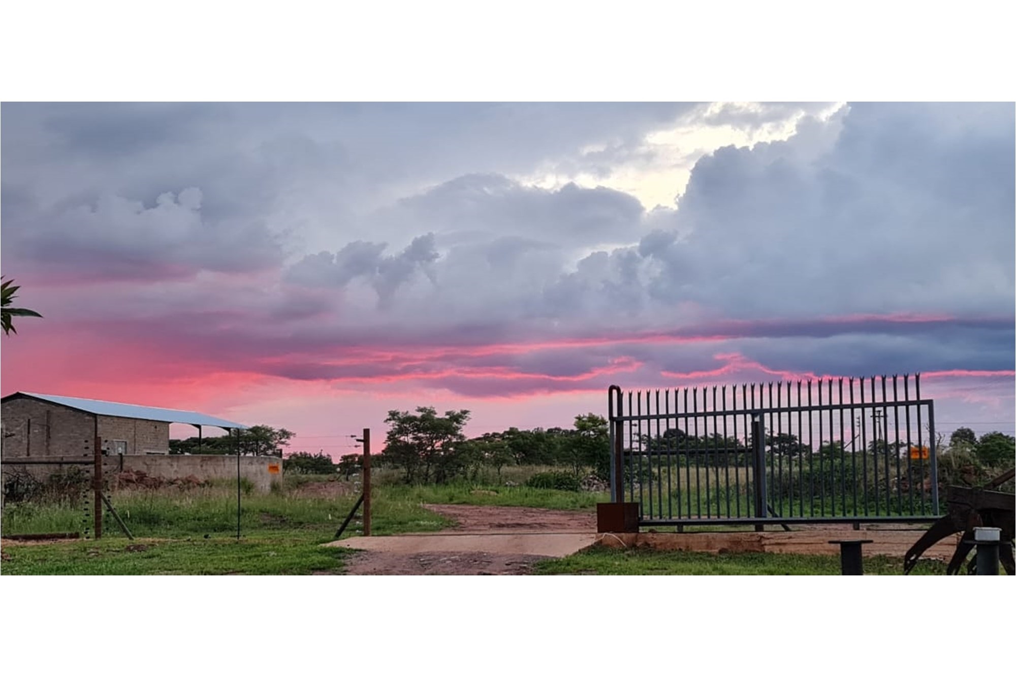 Farm with the most stunning sunset and sunrise views: for sale boekenhoutskloof