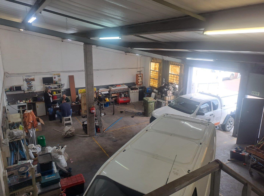 Warehouse to let in Springfield Park Durban.