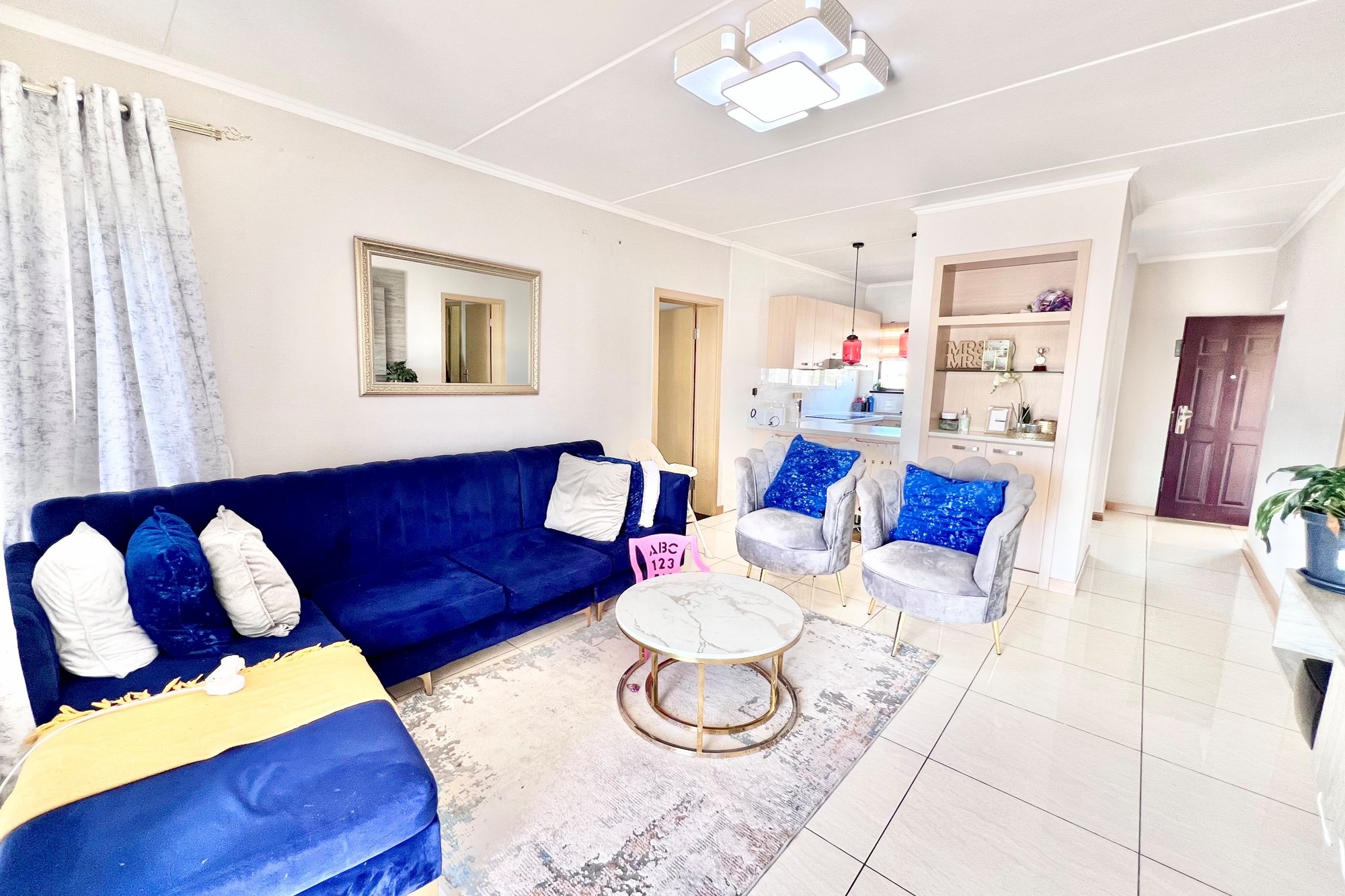 Modern Two-Bed, Two-Bath Apartment in Secure Complex