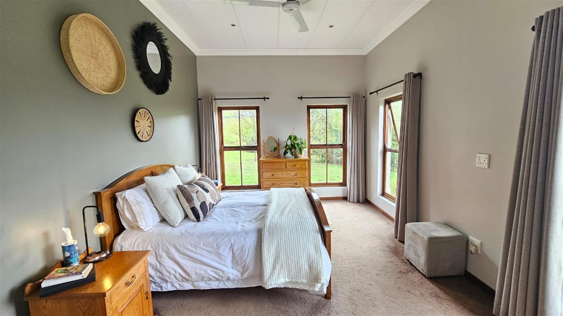 Price Adjusted - Spacious, Inviting Intaba Ridge Home with Flatlet, Triple Garage, Near Airport