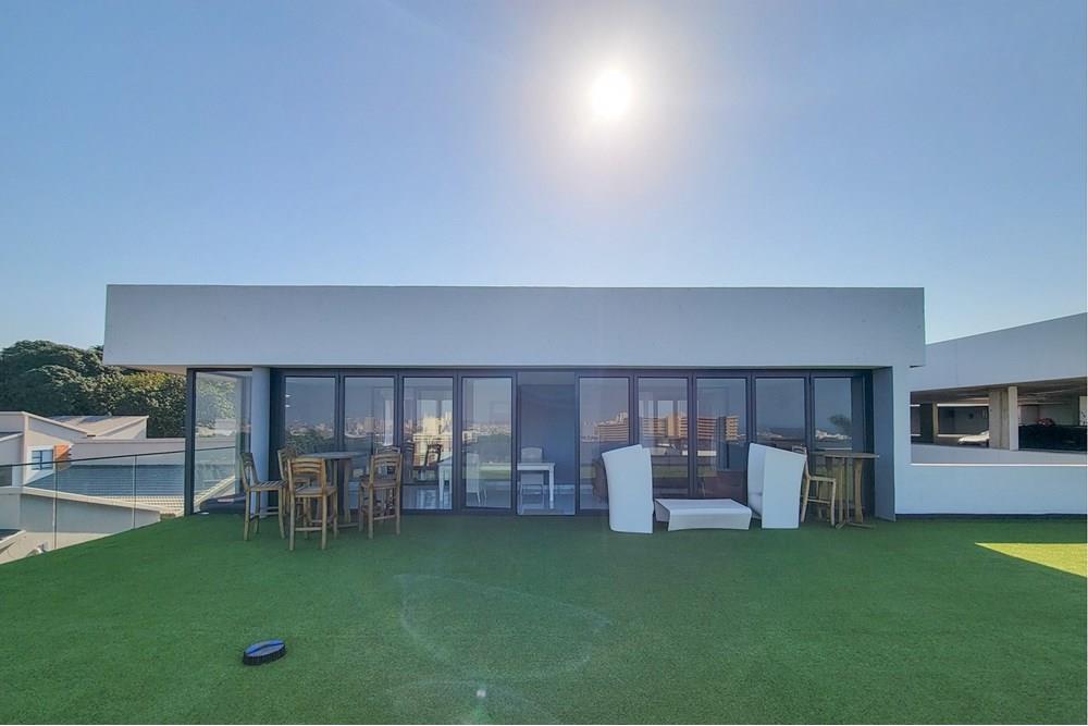 Penthouse for sale in Windermere, Durban, KwaZulu Natal, 190 m²