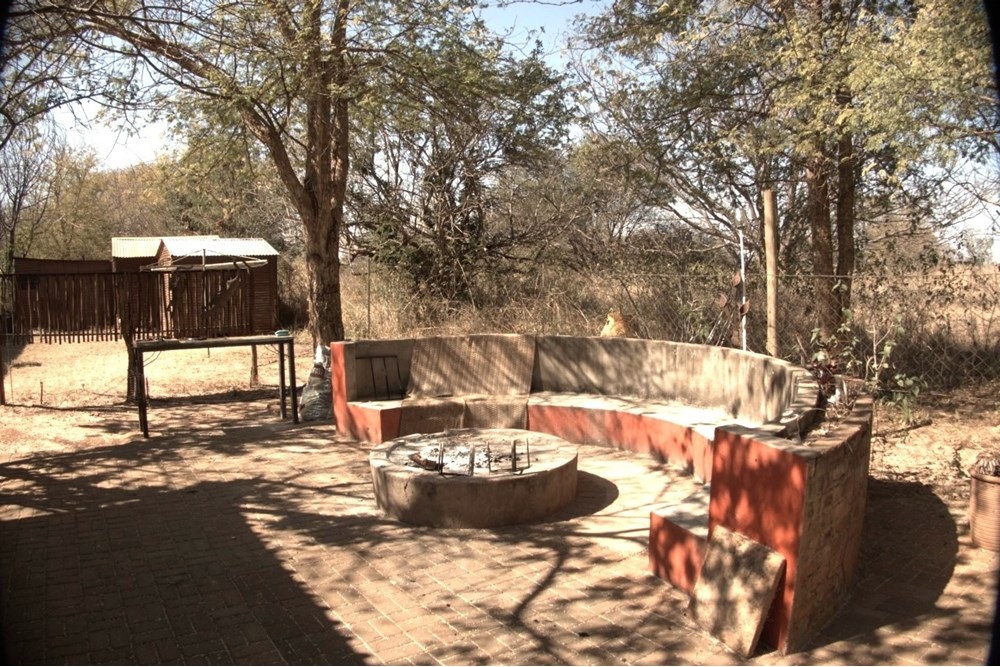 Lifestyle Smallholding, 1 hectare with 4 bedroom house for Sale in Bela Bela