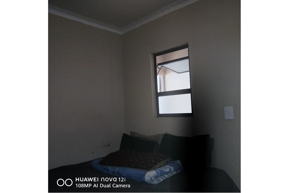 Apartment For Sale in Witbank Central, Witbank