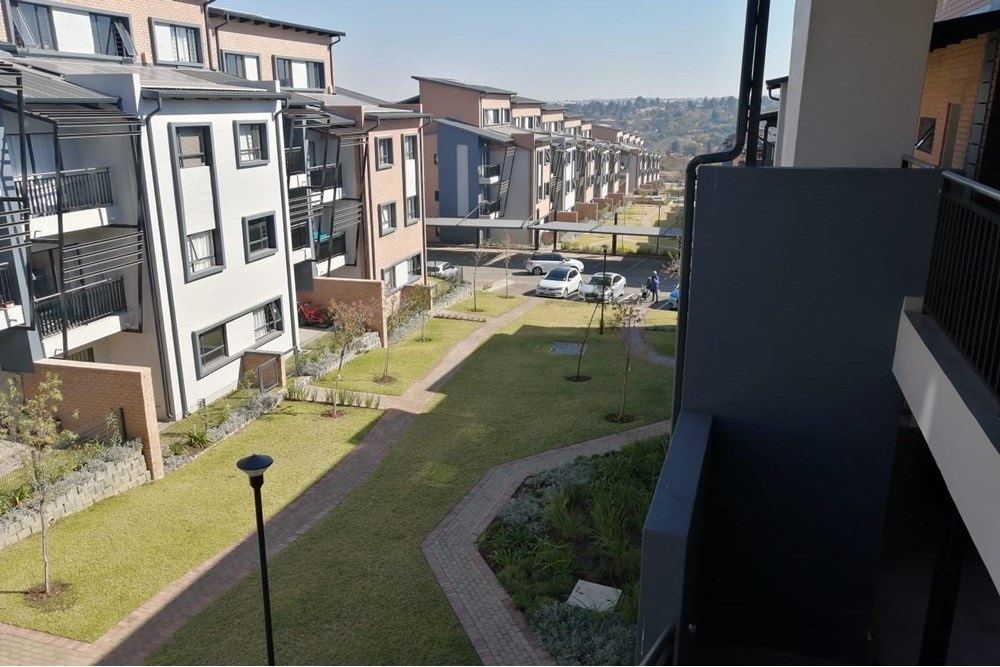 Apartment For Sale in Vorna Valley, Midrand