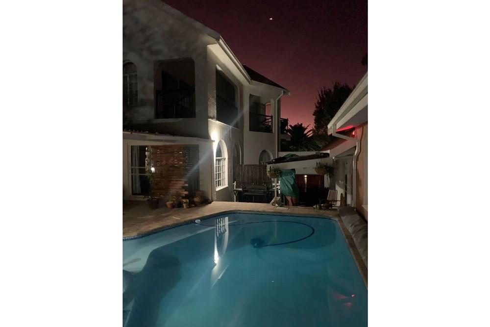 Apartment For Sale in Parys