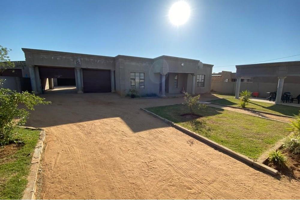 House For Sale in Bronkhorstspruit