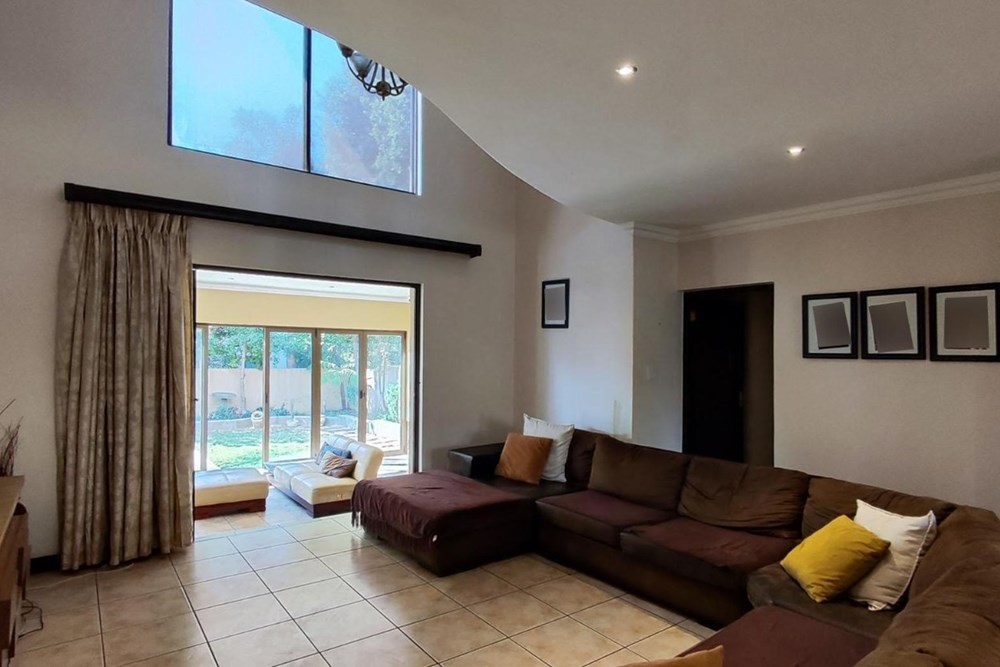 House For Sale in Greenstone Hill, Edenvale