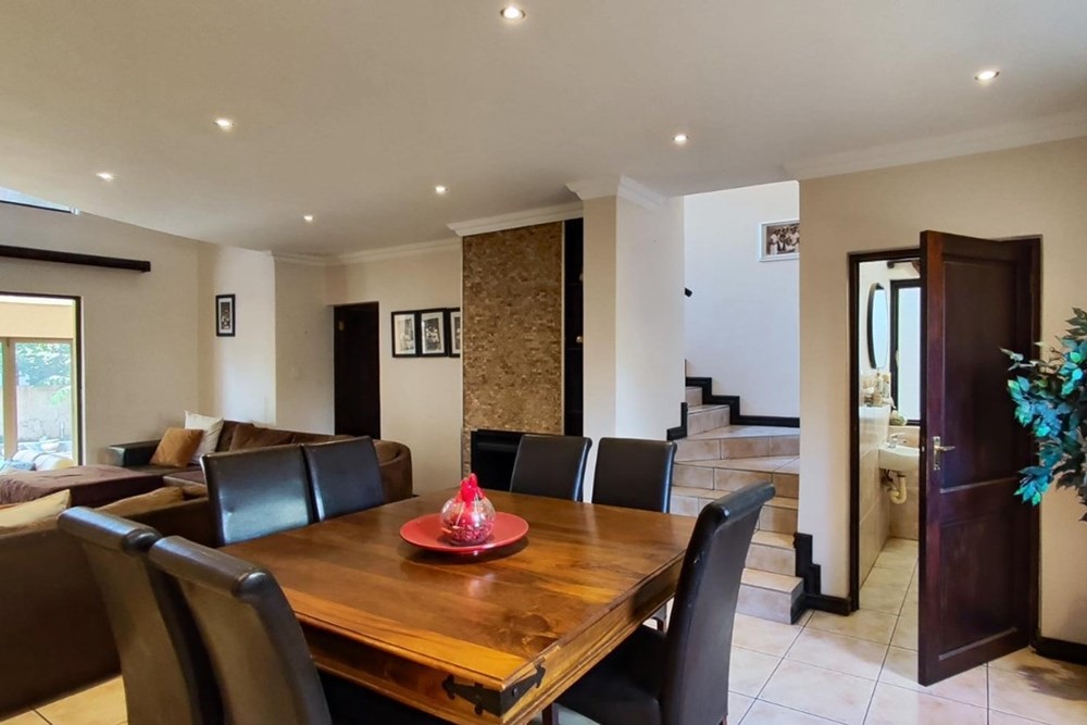 House For Sale in Greenstone Hill, Edenvale