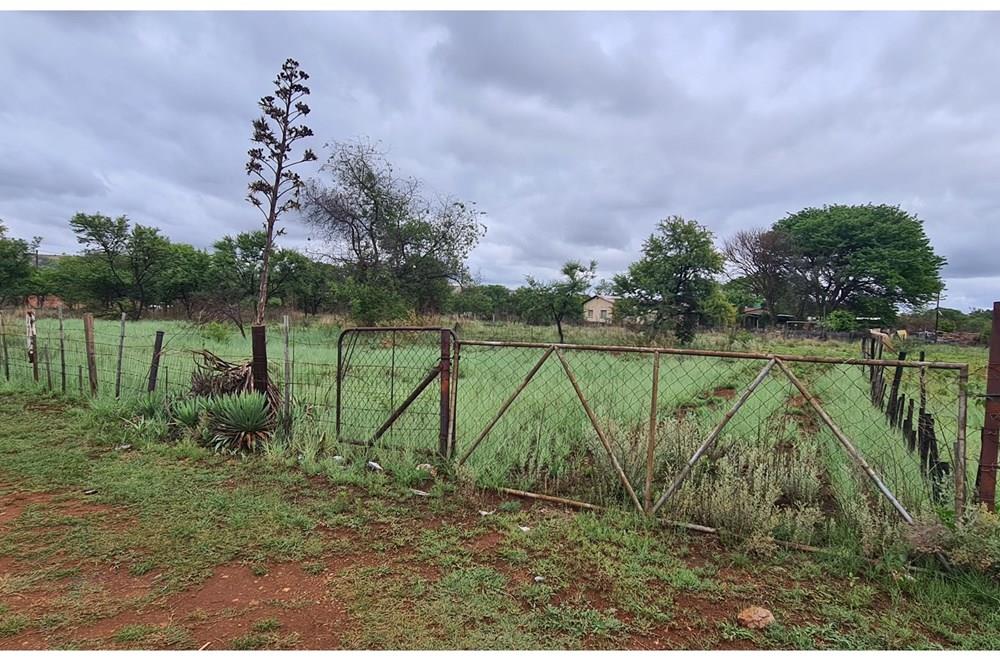 Farm For Sale in Heatherdale, Akasia