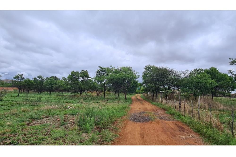 Farm For Sale in Heatherdale, Akasia