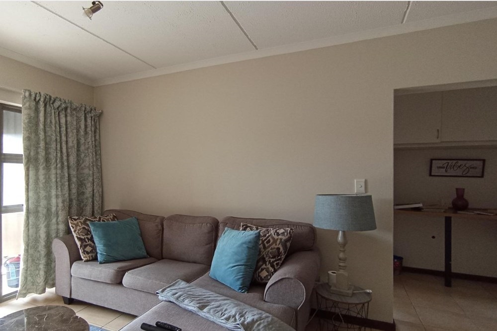 Apartment For Sale in Greenstone Hill, Edenvale