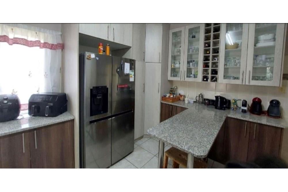 House For Sale in Huttenheights, Newcastle, KwaZulu Natal
