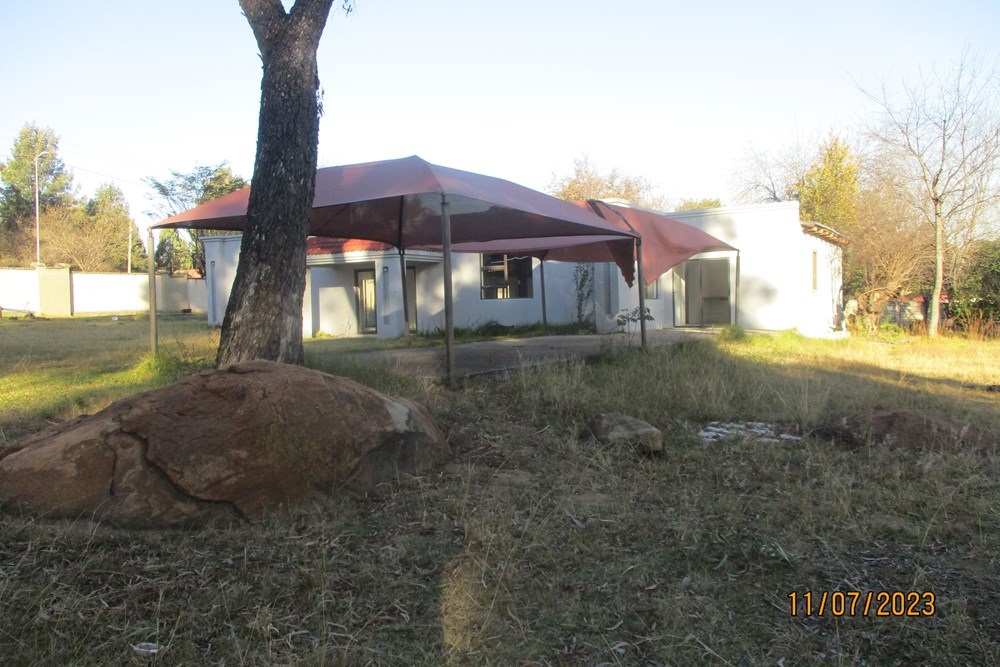 Vacant Land for sale in President Park, Midrand, 53 Burger, President Park, Midrand, Gauteng, 8565 m²