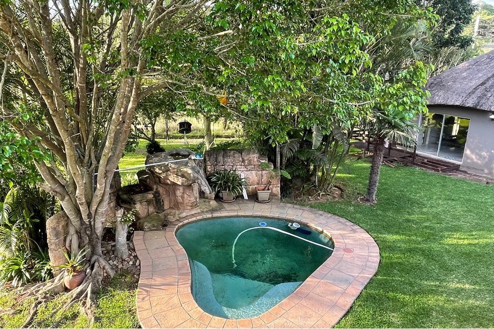 Smallholding For Sale in with 4 dwellings, White River