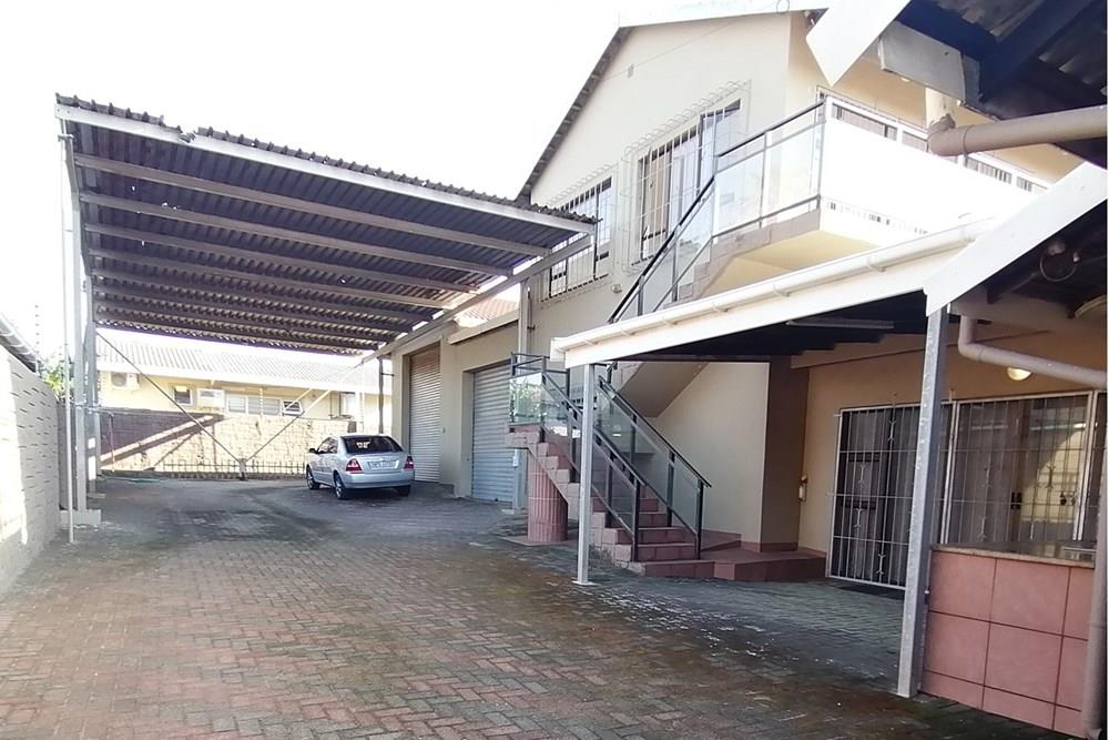 Shelly Beach. Investment Home Close To Mall And Beach
