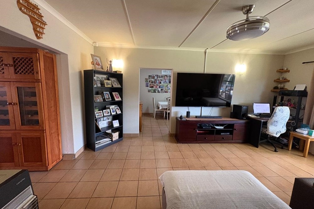 House For Sale in Schuinshoogte, Newcastle, KwaZulu Natal