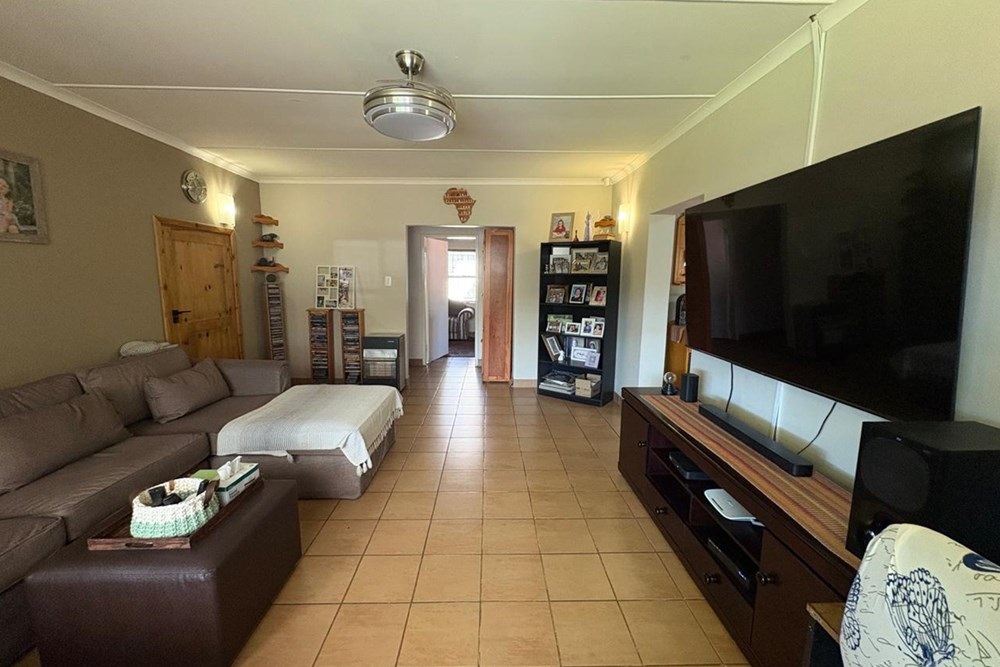 House For Sale in Schuinshoogte, Newcastle, KwaZulu Natal