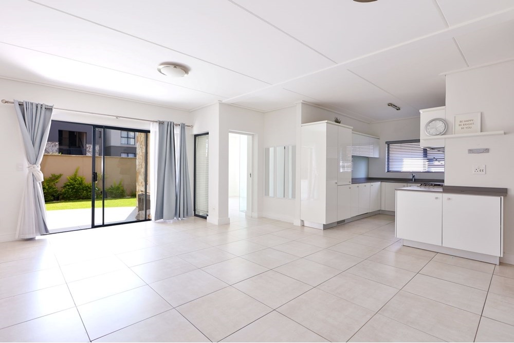 Apartment for sale in The Polofields, Waterfall, Midrand, 109 m²