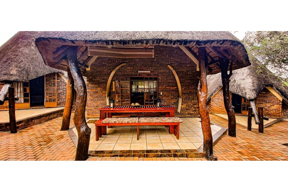 Cottage for sale in Marloth Park, 4680 m²