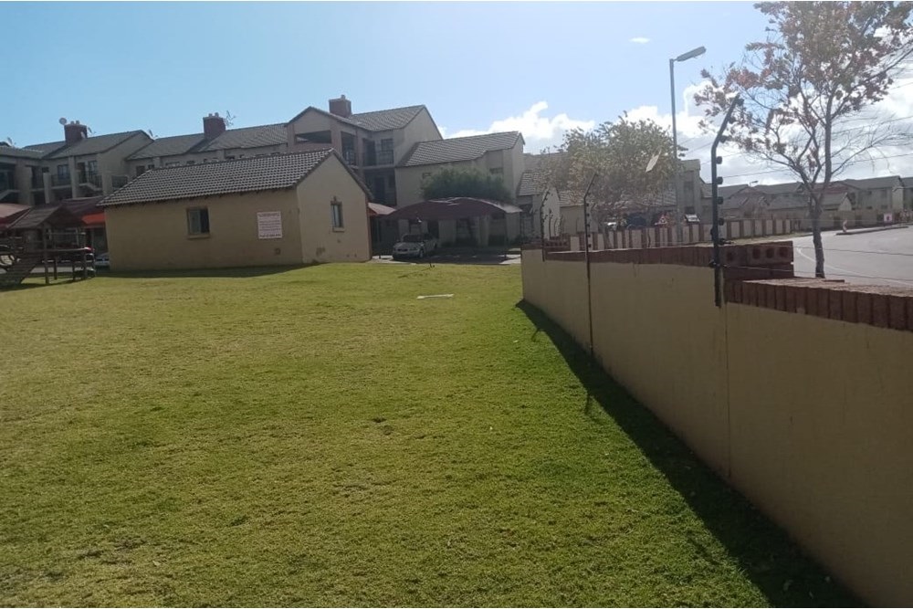 Apartment For Sale in Midrand
