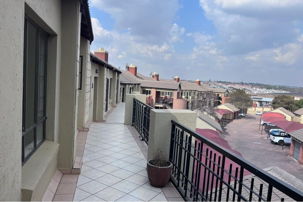 Apartment For Sale in Midrand