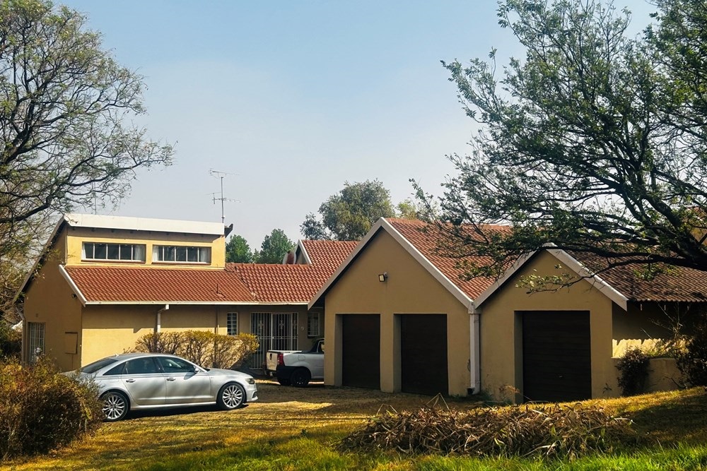 home Sale in President Park, Midrand