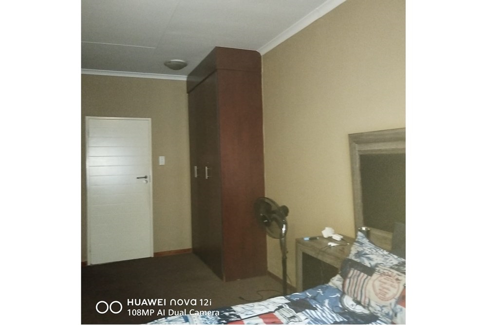 House For Sale in Die Heuwel, Witbank