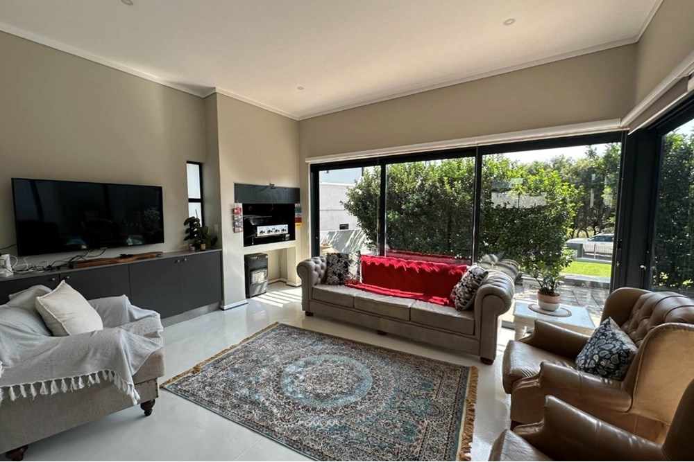 House For Sale in The Hills, Pretoria