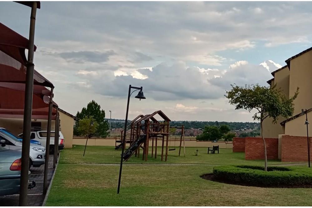 Apartment For Sale in Midrand