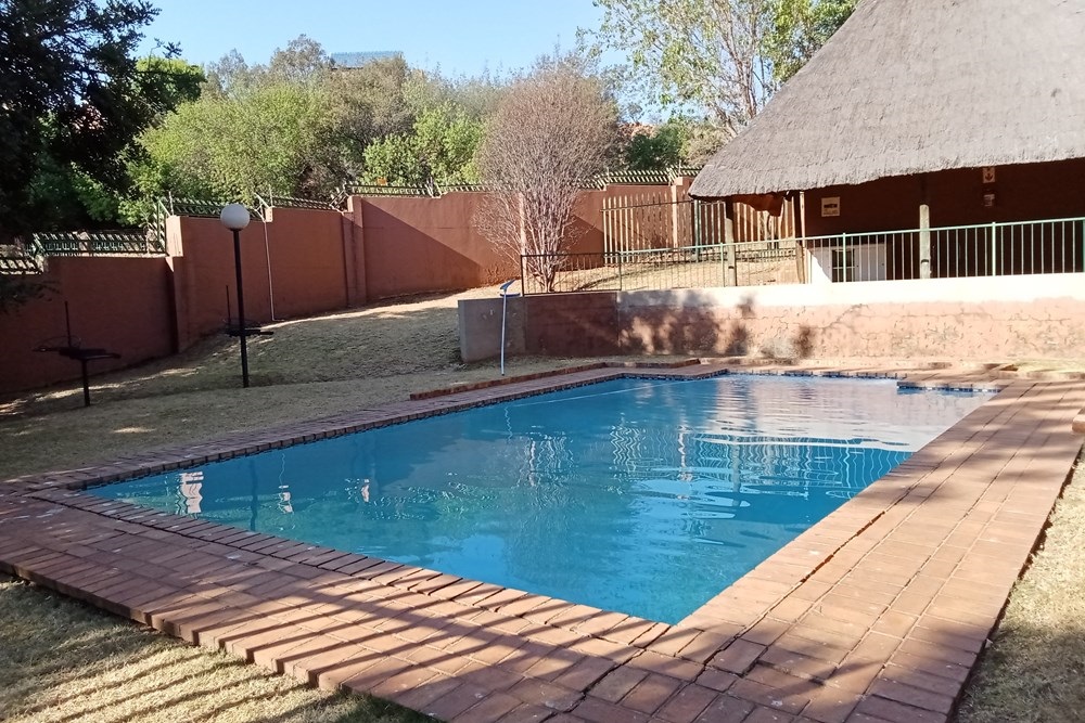 Apartment For Sale in Johannesburg