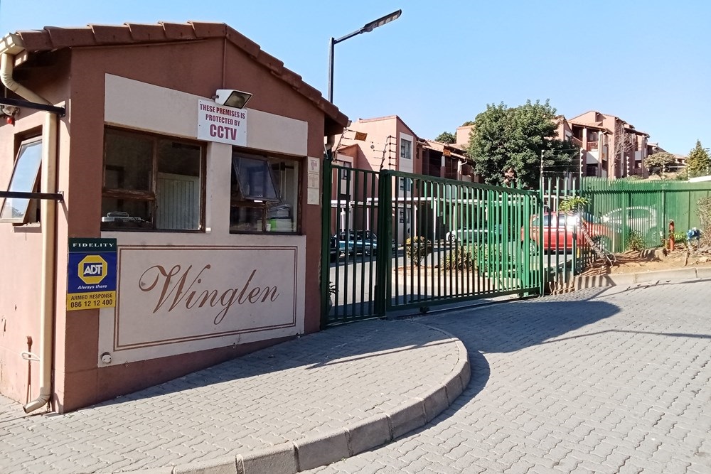 Apartment For Sale in Johannesburg