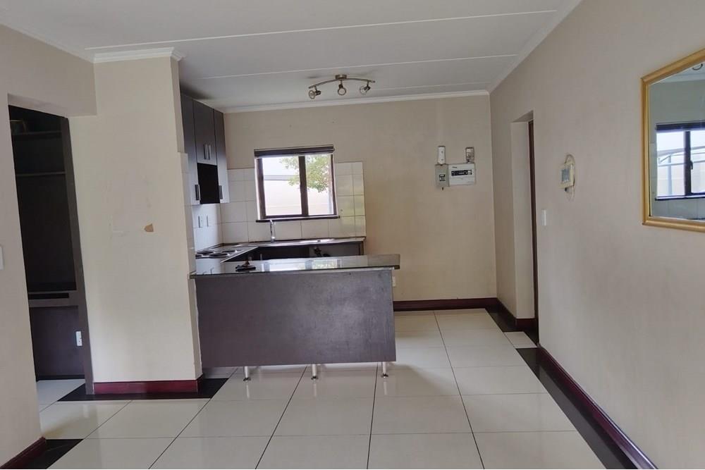 Apartment For Sale in Noordwyk, Midrand